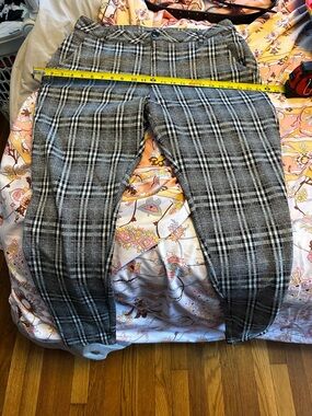 Young LA Gray black Plaid Trousers - Classic Everyday Bottoms 38x32